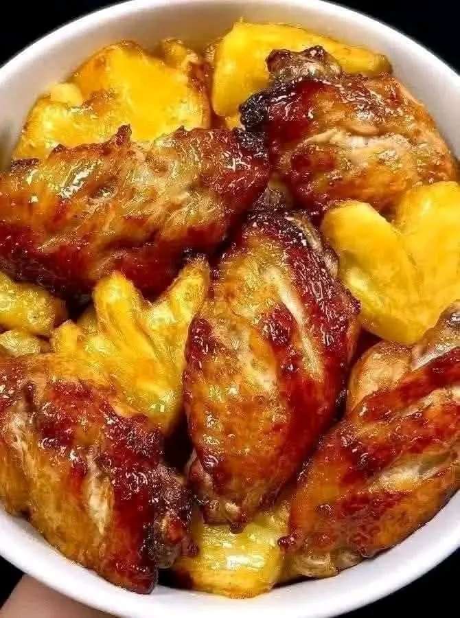 Delicious low-carb cheesy bread, ideal for keto diets