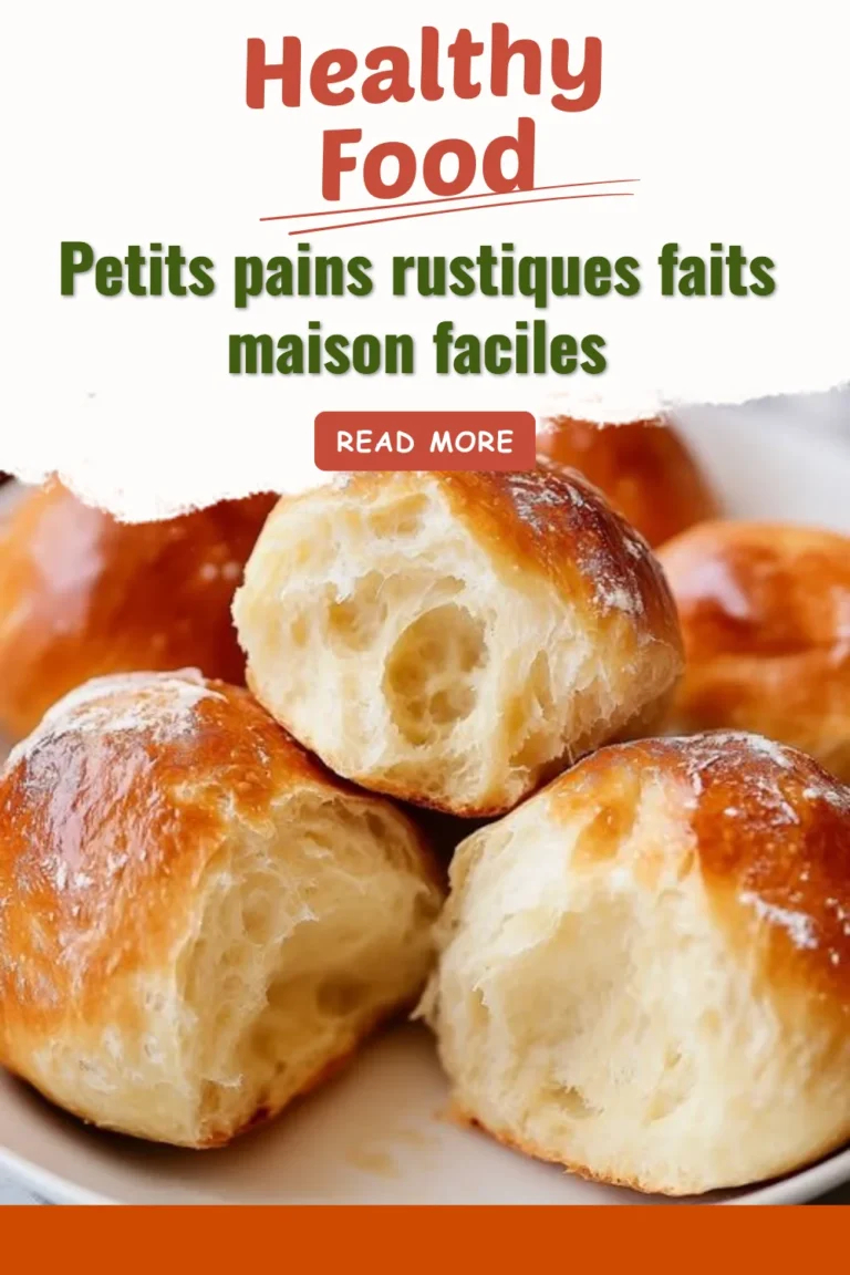 Recette de petits pains rustiques faits maison faciles à préparer et à déguster.